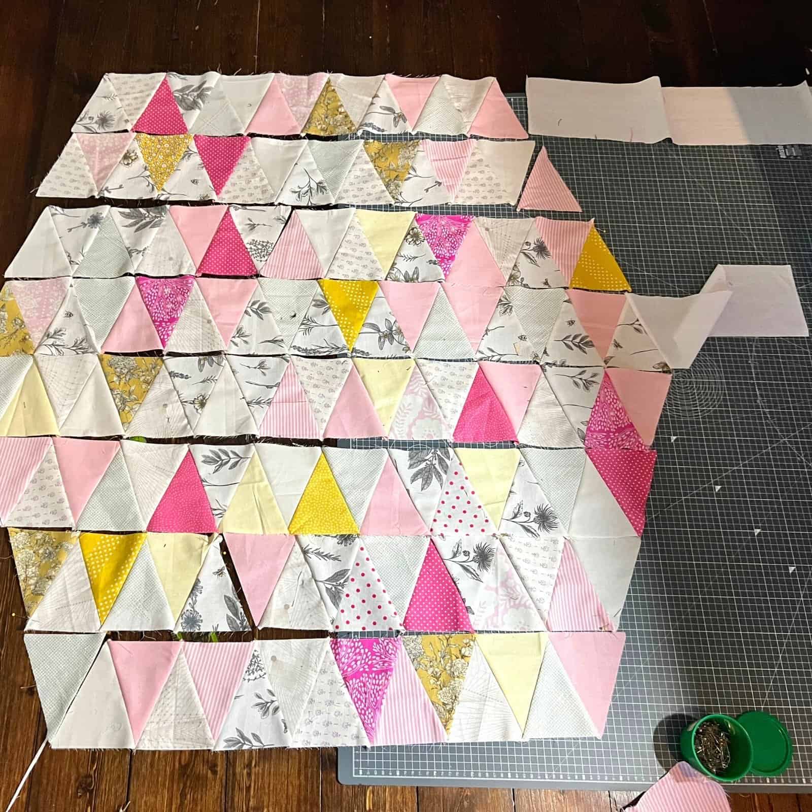 Making a Quilt without a Pattern My Triangle Madness Quilt!