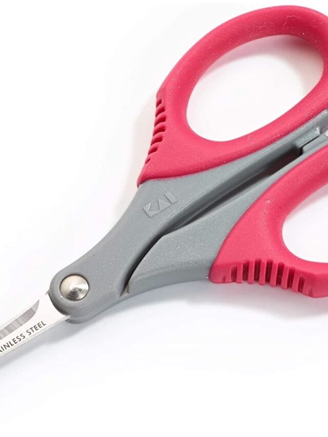 18 Top Quilting Sewing Scissors Story Scrap Fabric Love