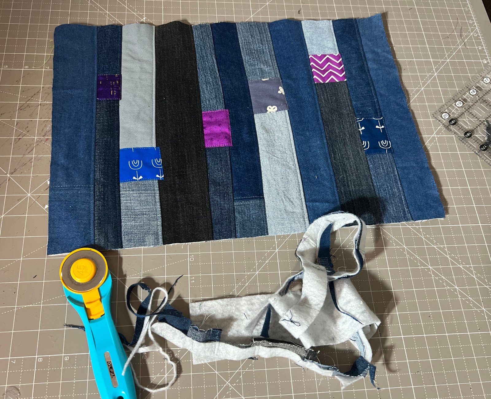 How to Make your Own Placemats from Denim Scraps Scrap Fabric Love