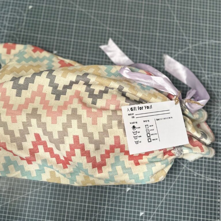 How to Gift a Quilt - My Top 6 Tips! - Scrap Fabric Love
