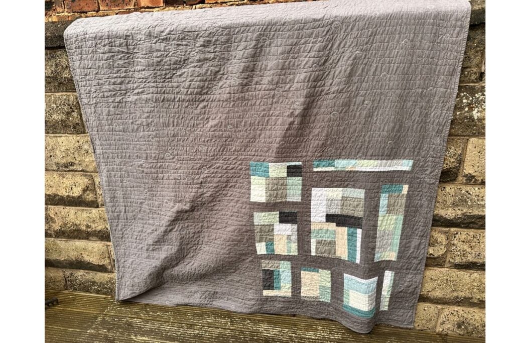 modern commission quilt